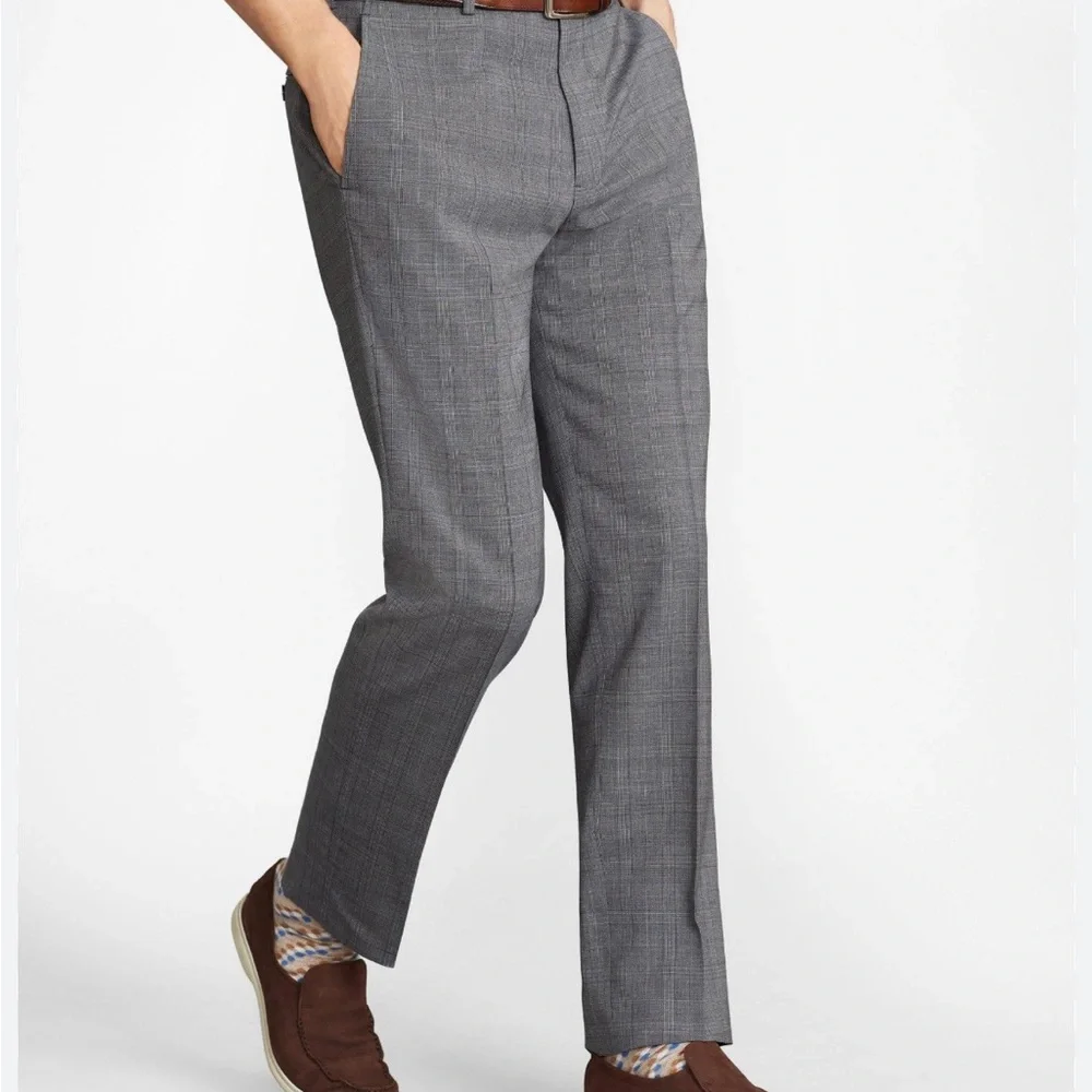 Banana republic men’s 33/30 Taylor‎ fit gray dress pants, straight legs